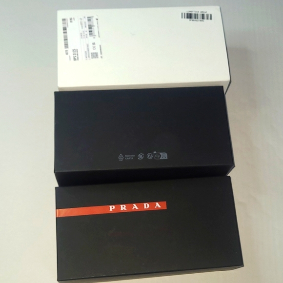 NEW AUTHENTIC PRADA SUNGLASSES GIFT BOX 🎁 📦 😎 - Picture 4 of 5